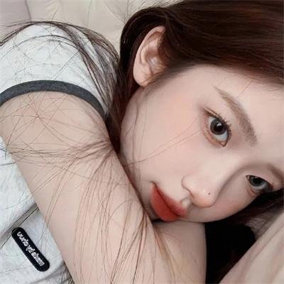 巫师与汉娜·蒙塔娜在船上